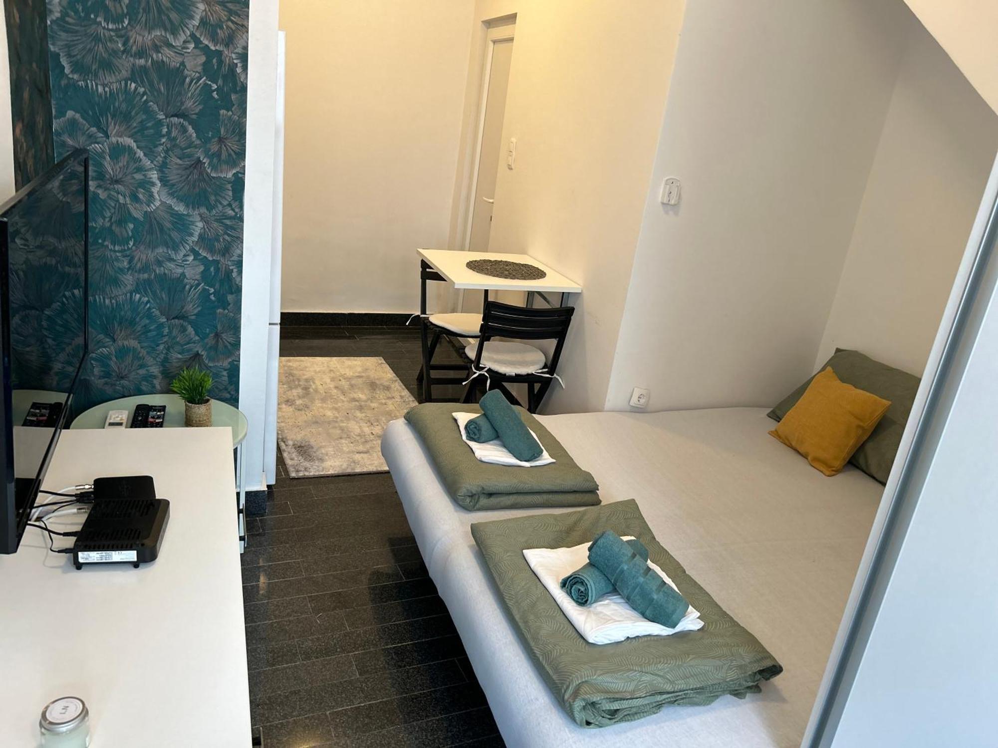 מוסטר Apartments City Zone מראה חיצוני תמונה